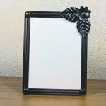 Çiçek Desenli Fotoğraf Çerçevesi
